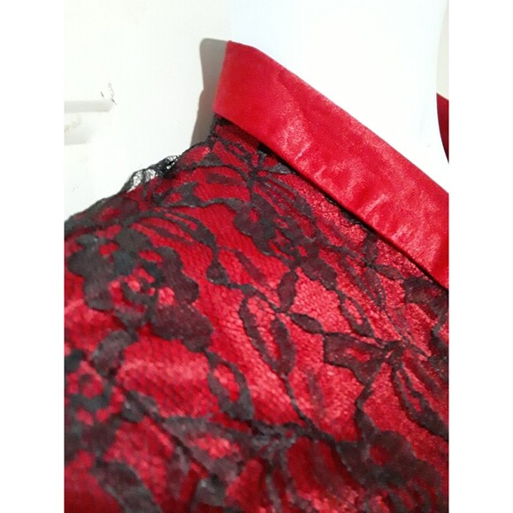 Vintage Blouse,Jolie Madame Top, Fitted Red Satin/ Black Lace, Goth, Steampunk - Picture 4 of 10